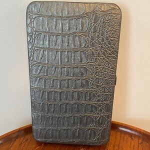 Elegant Gray Crocodile-Embossed Wallet